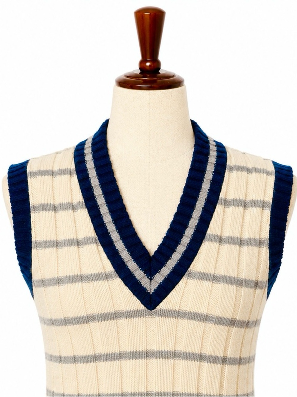 Vintage Sears acrylic blues and cream V neck preppy sweater vest. XS - Picture 2 of 5